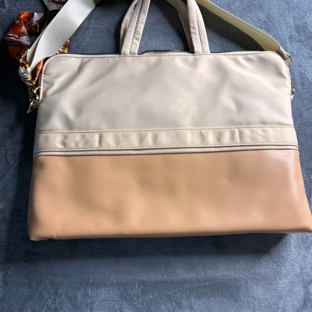 Messenger Bag Laptop Computer Briefcase‎ 16x11 Padded Ivory Tan Faux Leather